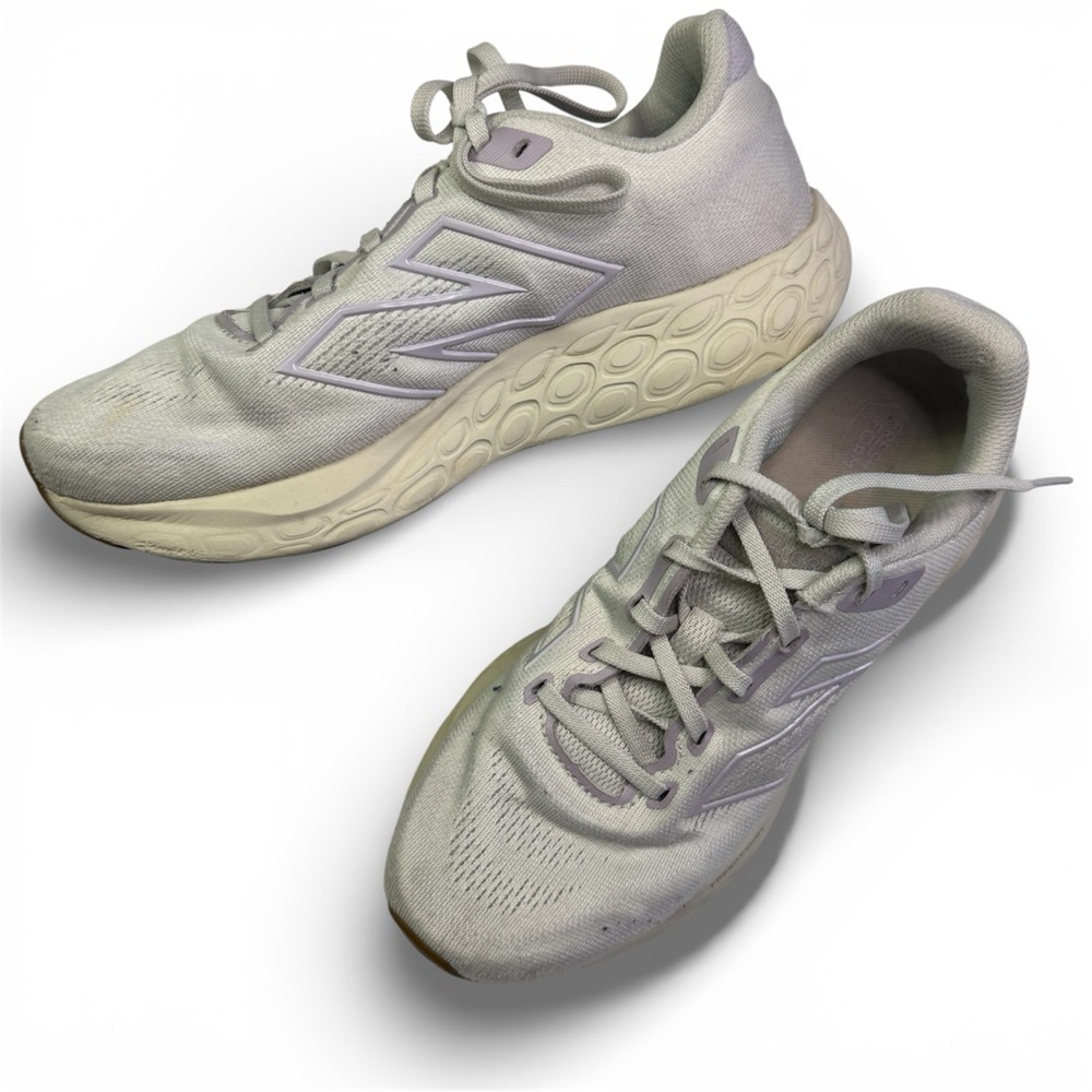 Womens New Balance Fresh Foam 680 V8 Size 9
